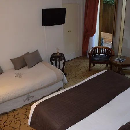 Petit Palais Отель 4*